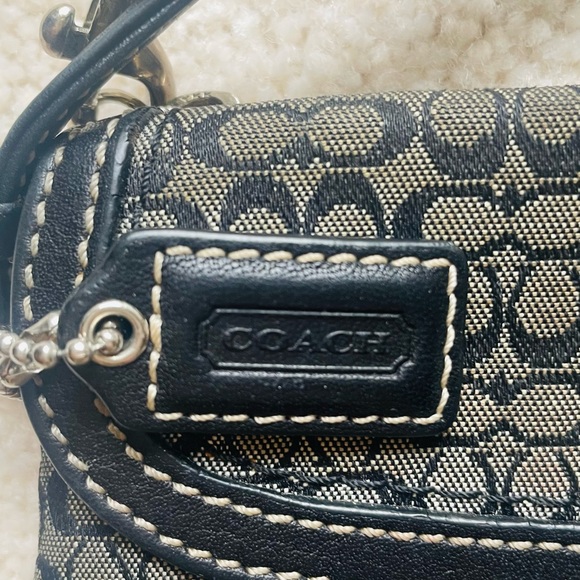 Coach Wristlet - Picture 2 of 5